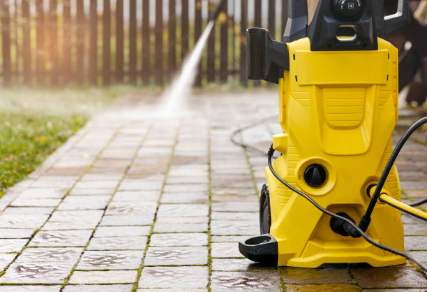 Best Driveway Pressure Washing  in Tioga, TX
